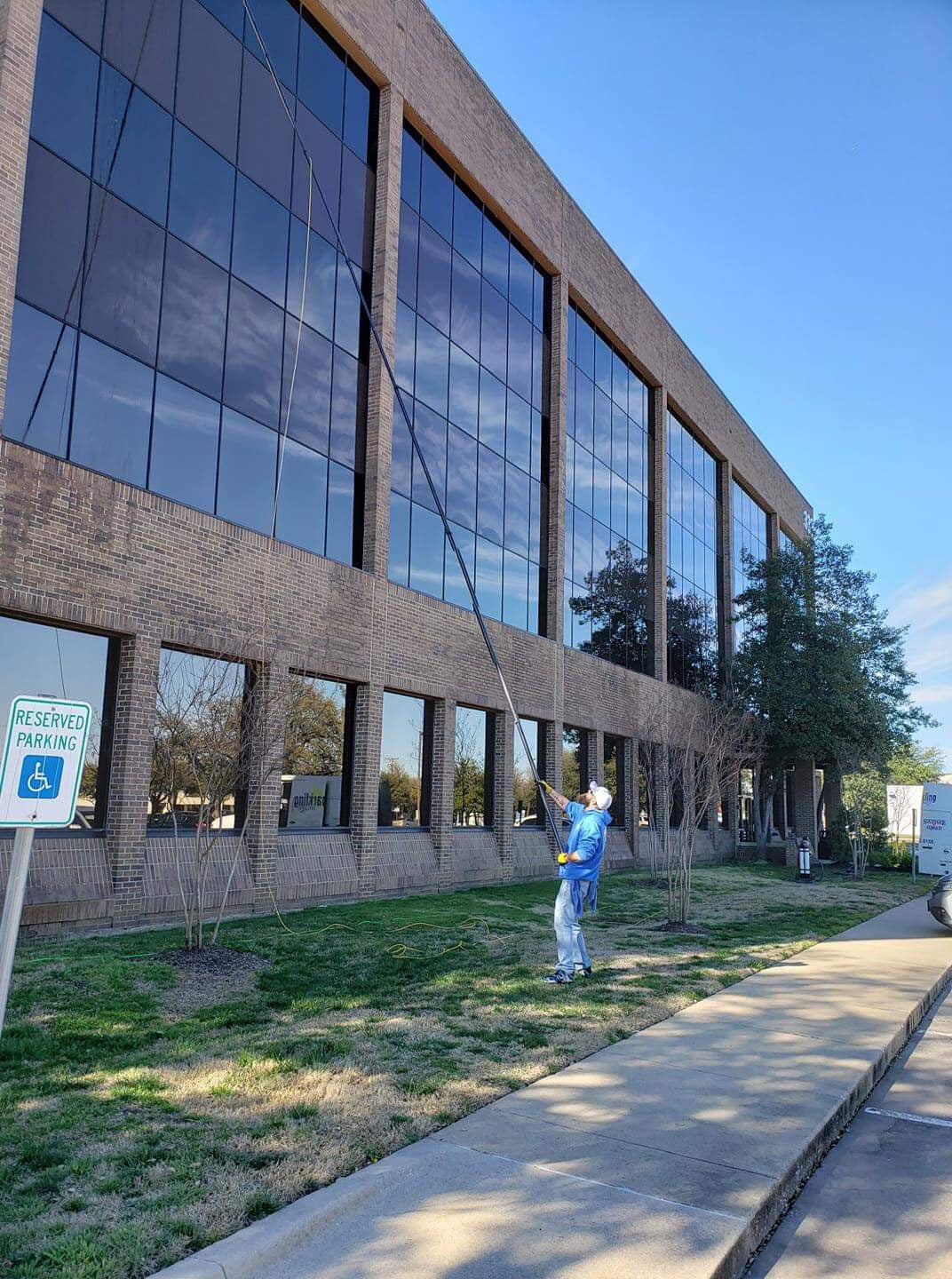 Shogun >water Fed Pole 60'